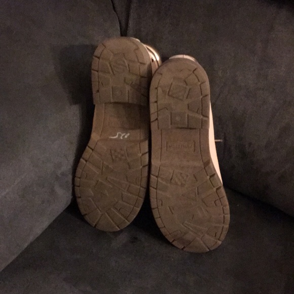 Boots - Picture 2 of 4